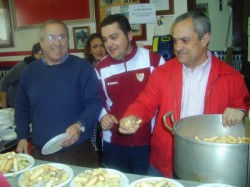 2009-02-28-PapasAlinnas00